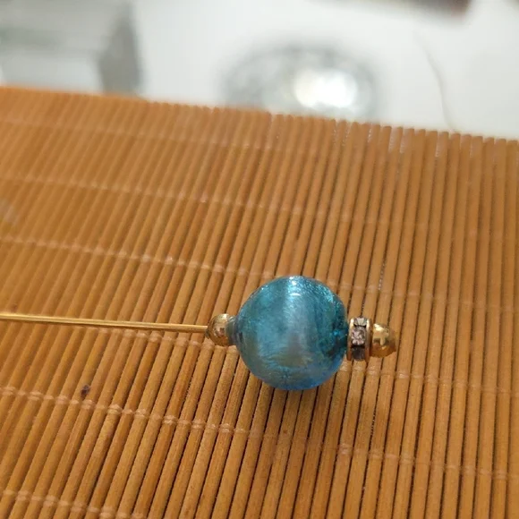 Pin For Scarf - Picture 3 of 3